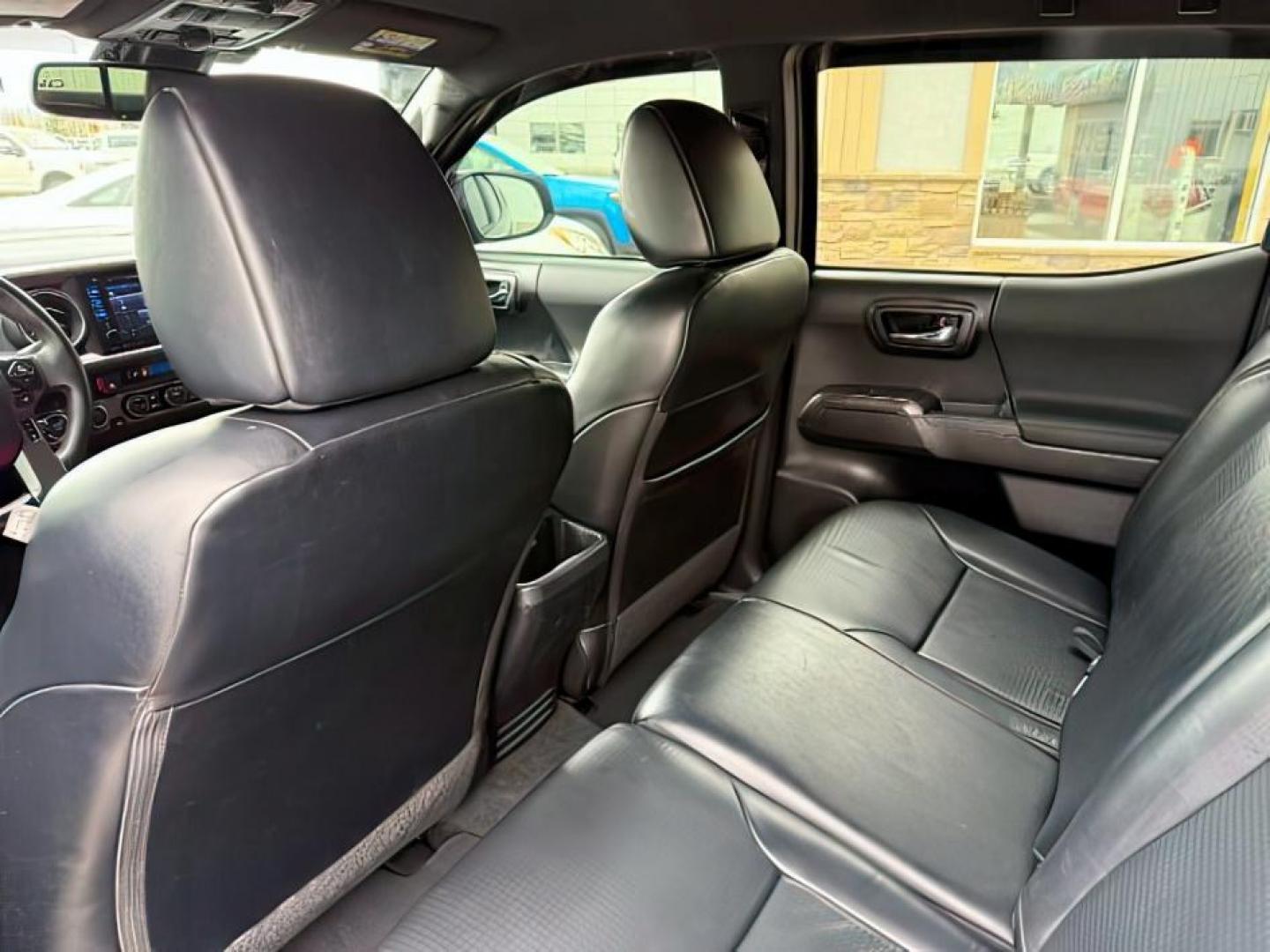 2018 BLACK /LEATHER Toyota Tacoma (5TFCZ5AN8JX) with an 35L V-6 portdirect injection engine, Automatic transmission, located at 1175 N Woodruff Ave, Idaho Falls, ID, 83401, 43.506901, -111.999657 - At Timberline Auto, finding a great deal on your next vehicle is always easy! Our experienced sales staff goal is to help find you the right vehicle at the right price! Our knowledgeable finance department has options for almost any credit score. We offer extended service contract options to prot - Photo#23