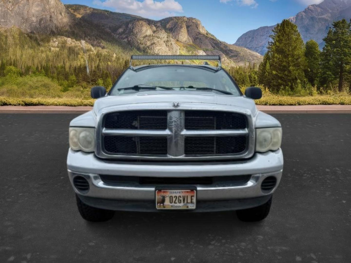 2004 SILVER /Dark Slate Gray Dodge Ram 2500 SLT (3D7KU28C54G) with an Cummins 5.9L I-6 diesel direct injection engine, AUTOMATIC transmission, located at 1235 N Woodruff Ave., Idaho Falls, 83401, (208) 523-1053, 43.507172, -112.000488 - At Timberline Auto, finding a great deal on your next vehicle is always easy! Our experienced sales staff goal is to help find you the right vehicle at the right price! Our knowledgeable finance department has options for almost any credit score. We offer extended service contract options to prot - Photo#7
