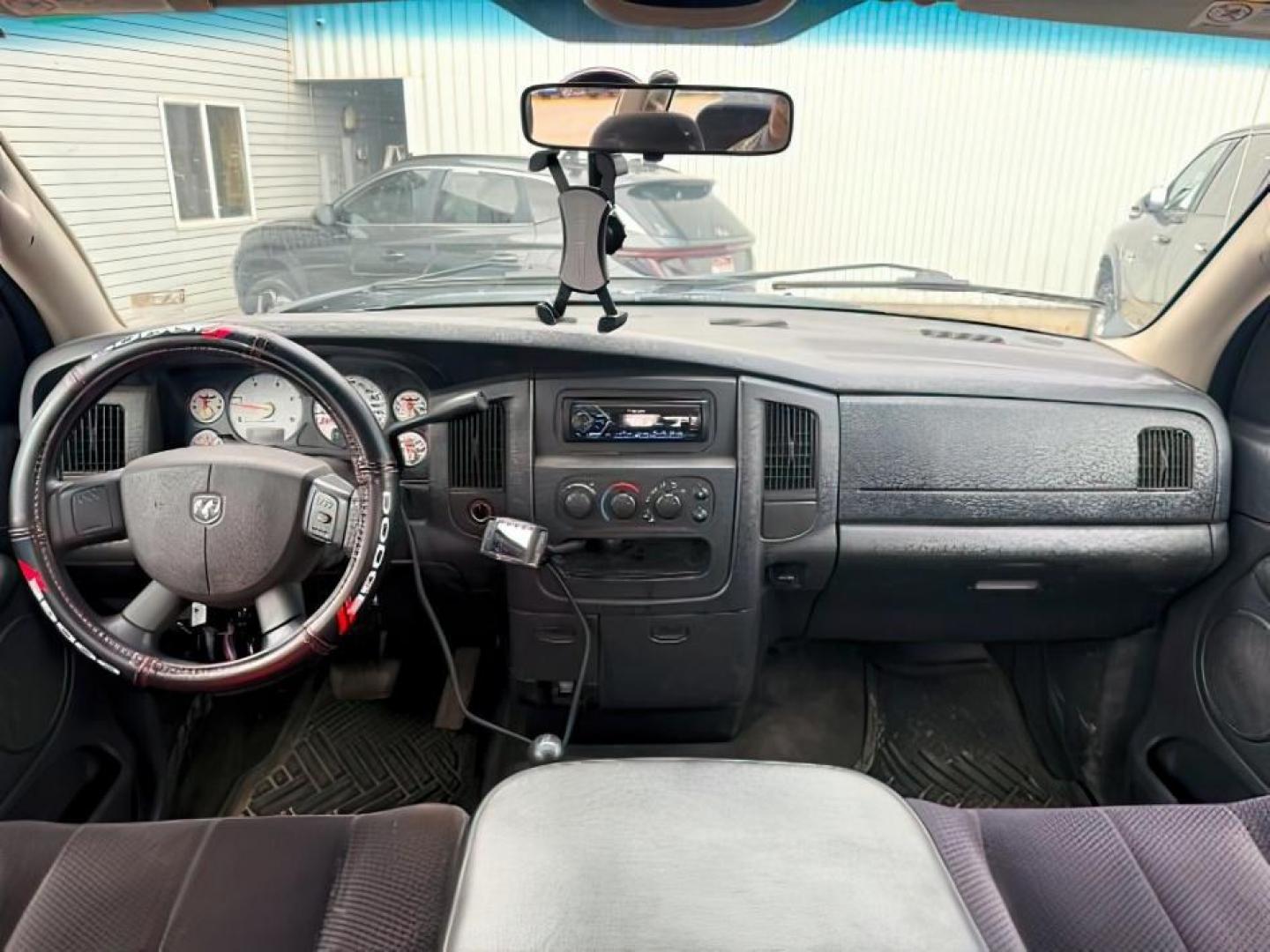 2004 SILVER /Dark Slate Gray Dodge Ram 2500 SLT (3D7KU28C54G) with an Cummins 5.9L I-6 diesel direct injection engine, AUTOMATIC transmission, located at 1235 N Woodruff Ave., Idaho Falls, 83401, (208) 523-1053, 43.507172, -112.000488 - At Timberline Auto, finding a great deal on your next vehicle is always easy! Our experienced sales staff goal is to help find you the right vehicle at the right price! Our knowledgeable finance department has options for almost any credit score. We offer extended service contract options to prot - Photo#19