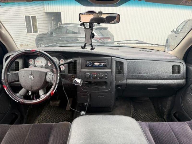 2004 Bright Silver Metallic Clearcoat /Dark Slate Gray Dodge Ram Pickup SLT (3D7KU28C54G) with an 6 Cyl, 5.9L engine, 4-speed automatic transmission, located at 1175 N Woodruff Ave, Idaho Falls, ID, 83401, 43.506901, -111.999657 - <b>Vehicle Details</b><br>Powerful, capable, and ready for work or weekend adventure, this 2004 Dodge Ram Pickup 2500 SLT/Laramie 4WD is a heavy-duty diesel truck built to handle demanding jobs with confidence. Equipped with the legendary 6-cylinder, 5.9L Diesel engine, it delivers the torque and du- Photo#19