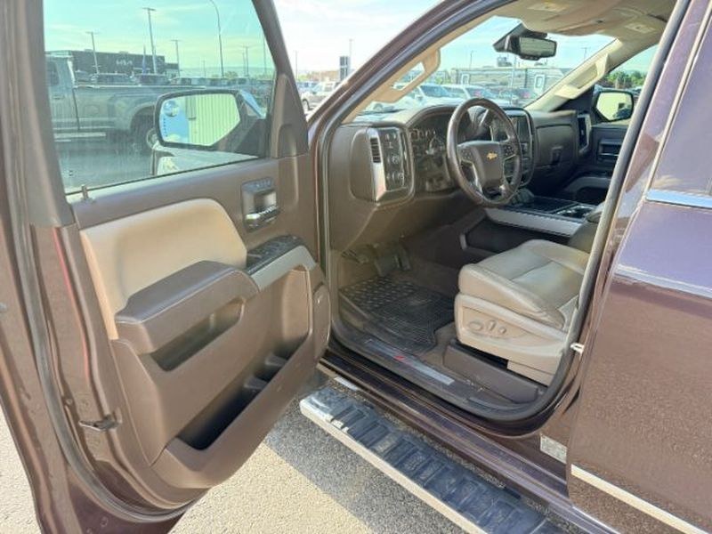 2016 Autumn Bronze Metallic /Cocoa/Dune Chevrolet Silverado LTZ (3GCUKSEC9GG) with an V8, 5.3L engine, 8-speed automatic transmission, located at 1175 N Woodruff Ave, Idaho Falls, ID, 83401, 43.506901, -111.999657 - <b>Vehicle Details</b><br>Looking for a capable full-size pickup in Idaho Falls, ID? This 2016 Chevrolet Silverado 1500 LTZ with 4WD and a V8 5.3L gasoline engine delivers the strength, refinement, and confidence you want in a pre-owned truck. Built to handle tough jobs and weekend adventures, the C- Photo#12