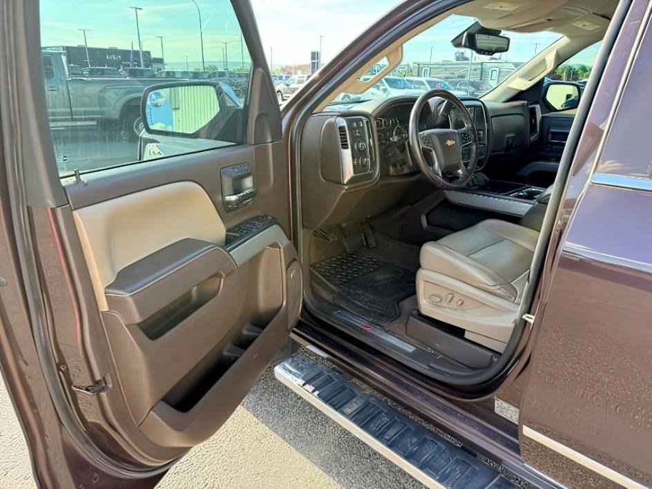 2016 Autumn Bronze Metallic /Cocoa/Dune Chevrolet Silverado LTZ (3GCUKSEC9GG) with an V8, 5.3L engine, 8-speed automatic transmission, located at 1175 N Woodruff Ave, Idaho Falls, ID, 83401, 43.506901, -111.999657 - <b>Vehicle Details</b><br>Looking for a capable full-size pickup in Idaho Falls, ID? This 2016 Chevrolet Silverado 1500 LTZ with 4WD and a V8 5.3L gasoline engine delivers the strength, refinement, and confidence you want in a pre-owned truck. Built to handle tough jobs and weekend adventures, the C- Photo#42