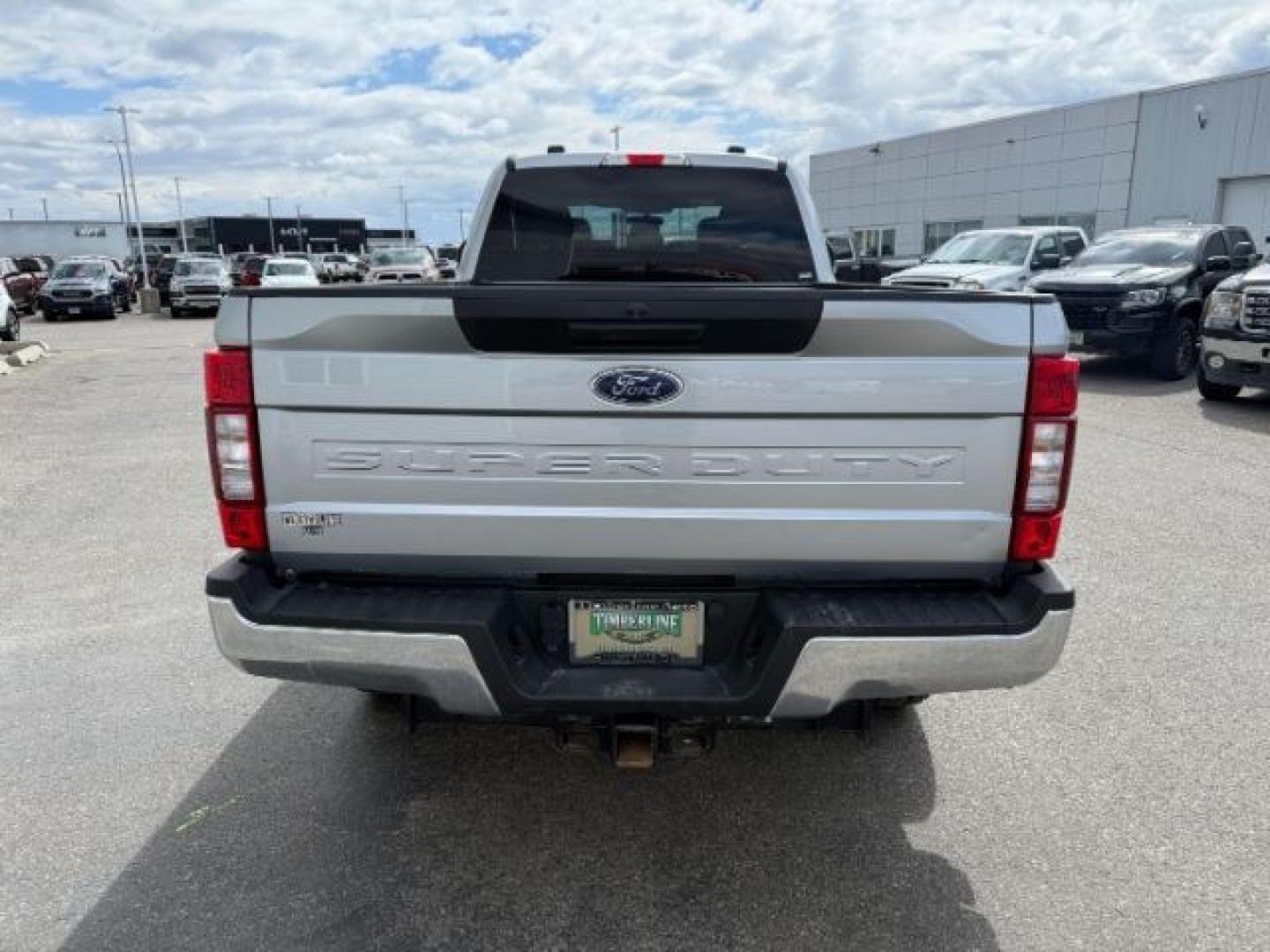 2022 SILVER /Medium Earth Gray Ford F-350 XLT (1FT8W3BT0NE) with an Powerstroke 6.7L V-8 diesel direct injection engine, AUTOMATIC transmission, located at 1235 N Woodruff Ave., Idaho Falls, 83401, (208) 523-1053, 43.507172, -112.000488 - At Timberline Auto, finding a great deal on your next vehicle is always easy! Our experienced sales staff goal is to help find you the right vehicle at the right price! Our knowledgeable finance department has options for almost any credit score. We offer extended service contract options to prot - Photo#30