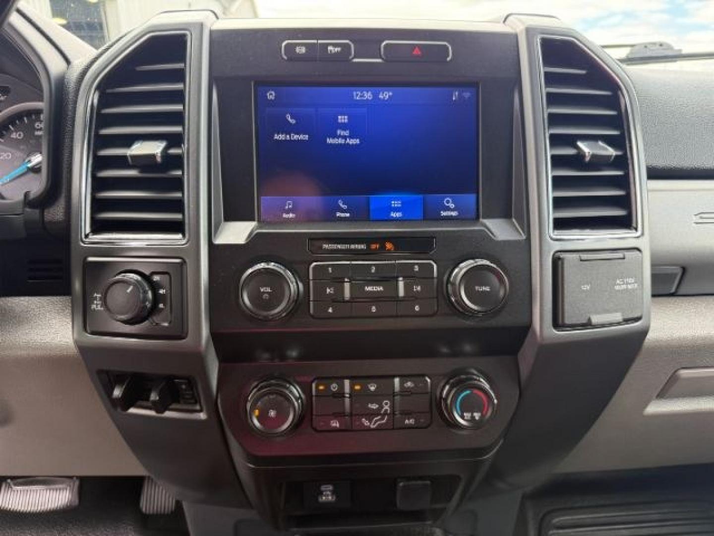 2022 SILVER /Medium Earth Gray Ford F-350 XLT (1FT8W3BT0NE) with an Powerstroke 6.7L V-8 diesel direct injection engine, AUTOMATIC transmission, located at 1235 N Woodruff Ave., Idaho Falls, 83401, (208) 523-1053, 43.507172, -112.000488 - At Timberline Auto, finding a great deal on your next vehicle is always easy! Our experienced sales staff goal is to help find you the right vehicle at the right price! Our knowledgeable finance department has options for almost any credit score. We offer extended service contract options to prot - Photo#43