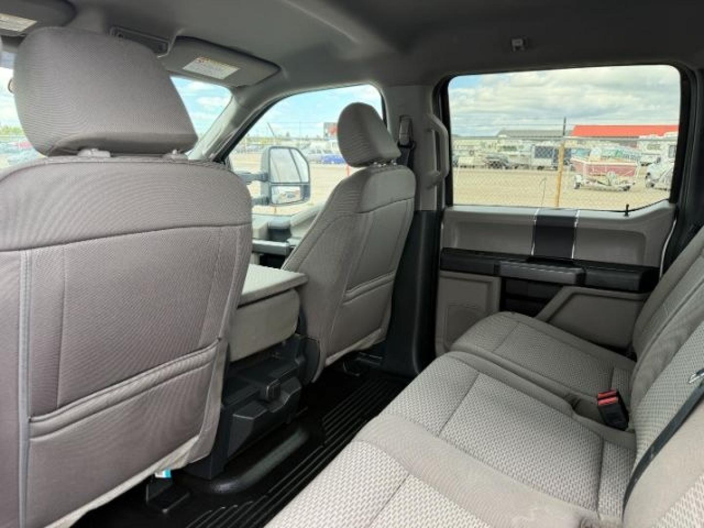2022 SILVER /Medium Earth Gray Ford F-350 XLT (1FT8W3BT0NE) with an Powerstroke 6.7L V-8 diesel direct injection engine, AUTOMATIC transmission, located at 1235 N Woodruff Ave., Idaho Falls, 83401, (208) 523-1053, 43.507172, -112.000488 - At Timberline Auto, finding a great deal on your next vehicle is always easy! Our experienced sales staff goal is to help find you the right vehicle at the right price! Our knowledgeable finance department has options for almost any credit score. We offer extended service contract options to prot - Photo#52
