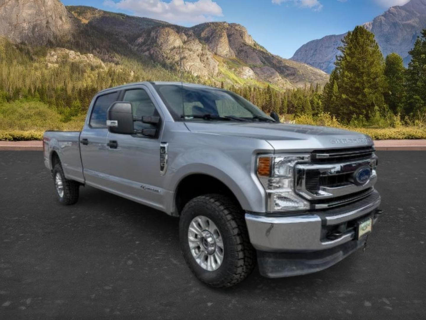 2022 SILVER /Medium Earth Gray Ford F-350 XLT (1FT8W3BT0NE) with an Powerstroke 6.7L V-8 diesel direct injection engine, AUTOMATIC transmission, located at 1235 N Woodruff Ave., Idaho Falls, 83401, (208) 523-1053, 43.507172, -112.000488 - At Timberline Auto, finding a great deal on your next vehicle is always easy! Our experienced sales staff goal is to help find you the right vehicle at the right price! Our knowledgeable finance department has options for almost any credit score. We offer extended service contract options to prot - Photo#8
