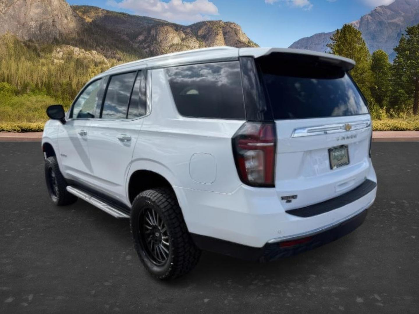 2023 WHITE /Jet Black Chevrolet Tahoe (1GNSKNKD5PR) with an EcoTec3 53L V-8 gasoline direct injection engine, Automatic transmission, located at 1175 N Woodruff Ave, Idaho Falls, ID, 83401, 43.506901, -111.999657 - At Timberline Auto, finding a great deal on your next vehicle is always easy! Our experienced sales staff goal is to help find you the right vehicle at the right price! Our knowledgeable finance department has options for almost any credit score. We offer extended service contract options to prot - Photo#2