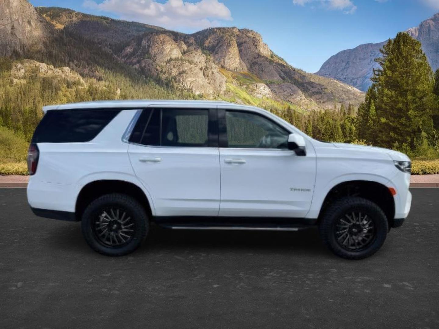 2023 WHITE /Jet Black Chevrolet Tahoe (1GNSKNKD5PR) with an EcoTec3 53L V-8 gasoline direct injection engine, Automatic transmission, located at 1175 N Woodruff Ave, Idaho Falls, ID, 83401, 43.506901, -111.999657 - At Timberline Auto, finding a great deal on your next vehicle is always easy! Our experienced sales staff goal is to help find you the right vehicle at the right price! Our knowledgeable finance department has options for almost any credit score. We offer extended service contract options to prot - Photo#9