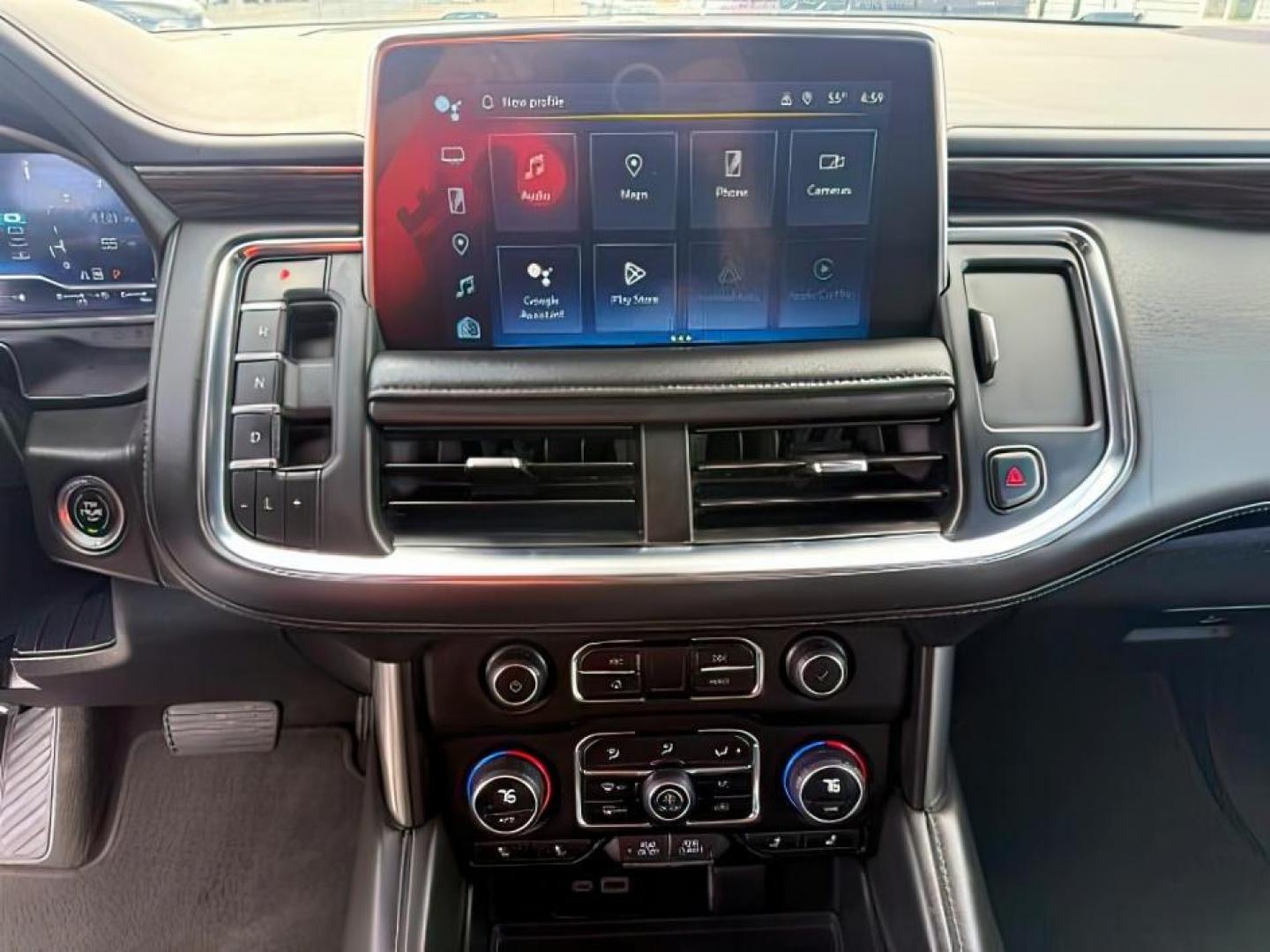 2023 WHITE /Jet Black Chevrolet Tahoe (1GNSKNKD5PR) with an EcoTec3 53L V-8 gasoline direct injection engine, Automatic transmission, located at 1175 N Woodruff Ave, Idaho Falls, ID, 83401, 43.506901, -111.999657 - At Timberline Auto, finding a great deal on your next vehicle is always easy! Our experienced sales staff goal is to help find you the right vehicle at the right price! Our knowledgeable finance department has options for almost any credit score. We offer extended service contract options to prot - Photo#18