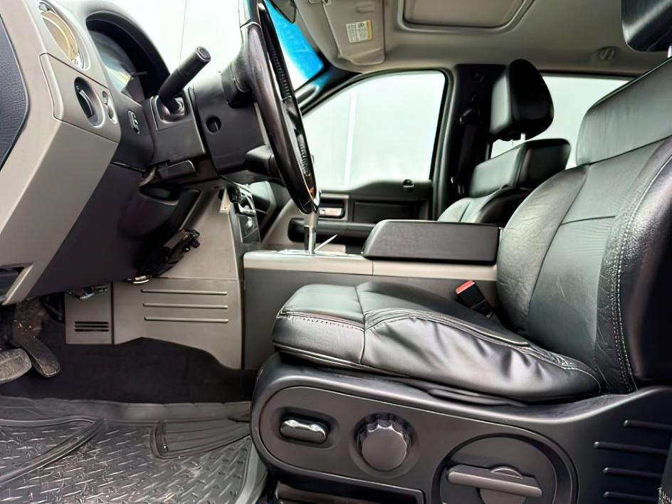2008 WHITE /Medium Flint Ford F-150 (1FTPW14V78K) with an Triton 54L V-8 variable valve control engine, Automatic transmission, located at 1175 N Woodruff Ave, Idaho Falls, ID, 83401, 43.506901, -111.999657 - This 2008 Ford F-150 is a full-size 4x4 pickup built for dependable V8 strength and everyday utility. Powered by a 5.4L V8, it delivers solid towing capability and steady performance for hauling trailers, equipment, and work loads. The 4x4 system adds traction and control for rough roads, job sites,- Photo#10