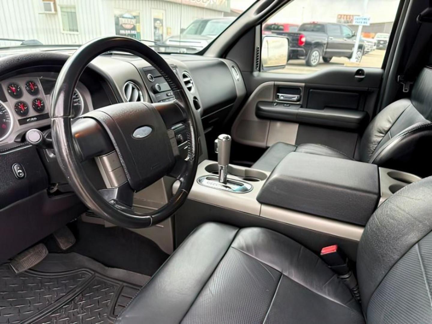 2008 WHITE /Medium Flint Ford F-150 FX4 (1FTPW14V78K) with an Triton 5.4L V-8 variable valve control engine, AUTOMATIC transmission, located at 1235 N Woodruff Ave., Idaho Falls, 83401, (208) 523-1053, 43.507172, -112.000488 - At Timberline Auto, finding a great deal on your next vehicle is always easy! Our experienced sales staff goal is to help find you the right vehicle at the right price! Our knowledgeable finance department has options for almost any credit score. We offer extended service contract options to prot - Photo#11