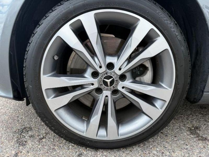 2019 Selenite Grey Metallic /Black Mercedes-Benz C-Class C300 4MATIC (WDDWF8EB7KR) with an 4 Cyl, 2.0L engine, 9-speed automatic transmission, located at 1175 N Woodruff Ave, Idaho Falls, ID, 83401, 43.506901, -111.999657 - <b>Vehicle Details</b><br>Elevate your daily drive with this pre-owned 2019 Mercedes-Benz Mercedes-Benz C-Class C300 4MATIC for sale in Idaho Falls, ID. This luxury sedan blends refined style, confident performance, and everyday comfort in one impressive package. Powered by a 4-cylinder 2.0L gasolin- Photo#9