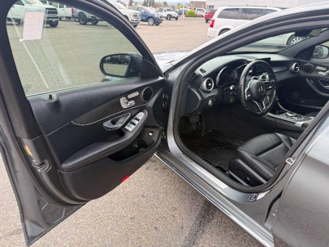 2019 GRAY /Black Mercedes-Benz C 300 4MATIC (WDDWF8EB7KR) with an 2L I-4 gasoline direct injection engine, AUTOMATIC transmission, located at 1235 N Woodruff Ave., Idaho Falls, 83401, (208) 523-1053, 43.507172, -112.000488 - At Timberline Auto, finding a great deal on your next vehicle is always easy! Our experienced sales staff goal is to help find you the right vehicle at the right price! Our knowledgeable finance department has options for almost any credit score. We offer extended service contract options to prot- Photo#35