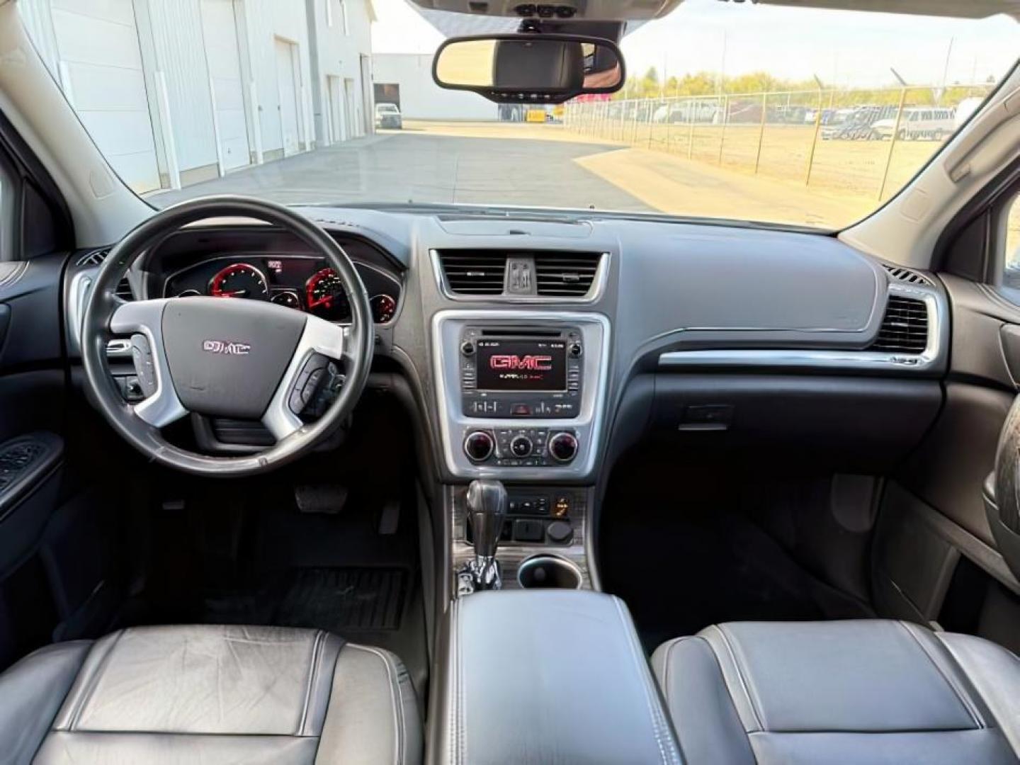 2017 WHITE /LEATHER GMC Acadia Limited (1GKKVSKD7HJ) with an 36 V6 engine, Automatic transmission, located at 1175 N Woodruff Ave, Idaho Falls, ID, 83401, 43.506901, -111.999657 - Photo#26