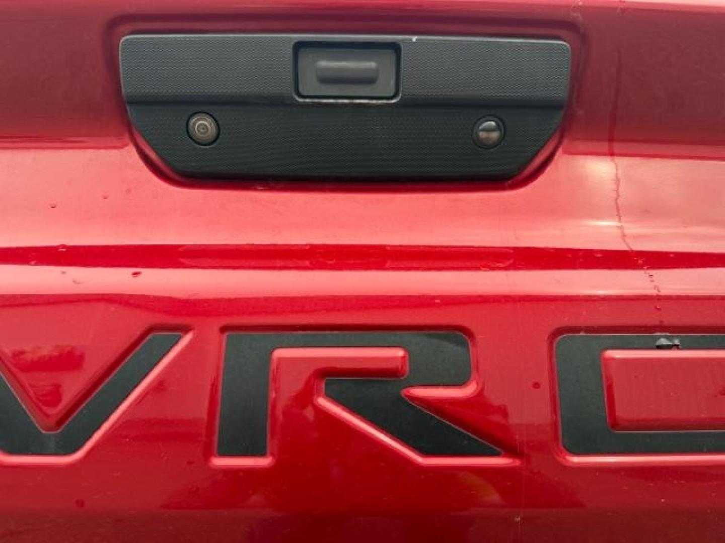 2021 RED /Jet Black Chevrolet Silverado 1500 (1GCUYEEDXMZ) with an EcoTec3 53L V-8 gasoline direct injection engine, Automatic transmission, located at 1175 N Woodruff Ave, Idaho Falls, ID, 83401, 43.506901, -111.999657 - Photo#33