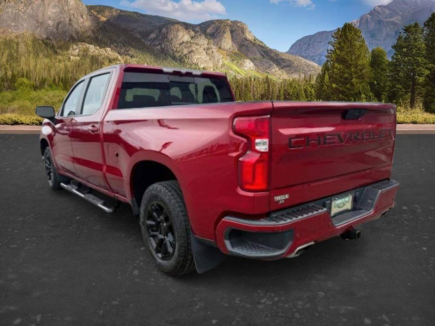 2021 RED /Jet Black Chevrolet Silverado 1500 (1GCUYEEDXMZ) with an EcoTec3 53L V-8 gasoline direct injection engine, Automatic transmission, located at 1175 N Woodruff Ave, Idaho Falls, ID, 83401, 43.506901, -111.999657 - Photo#2