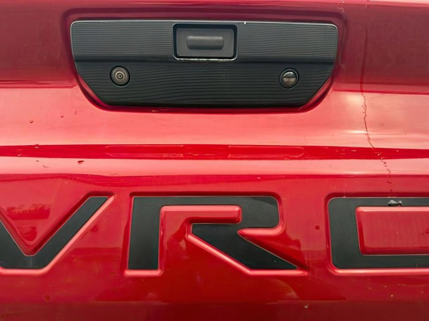 2021 RED /Jet Black Chevrolet Silverado 1500 (1GCUYEEDXMZ) with an EcoTec3 53L V-8 gasoline direct injection engine, Automatic transmission, located at 1175 N Woodruff Ave, Idaho Falls, ID, 83401, 43.506901, -111.999657 - Photo#4