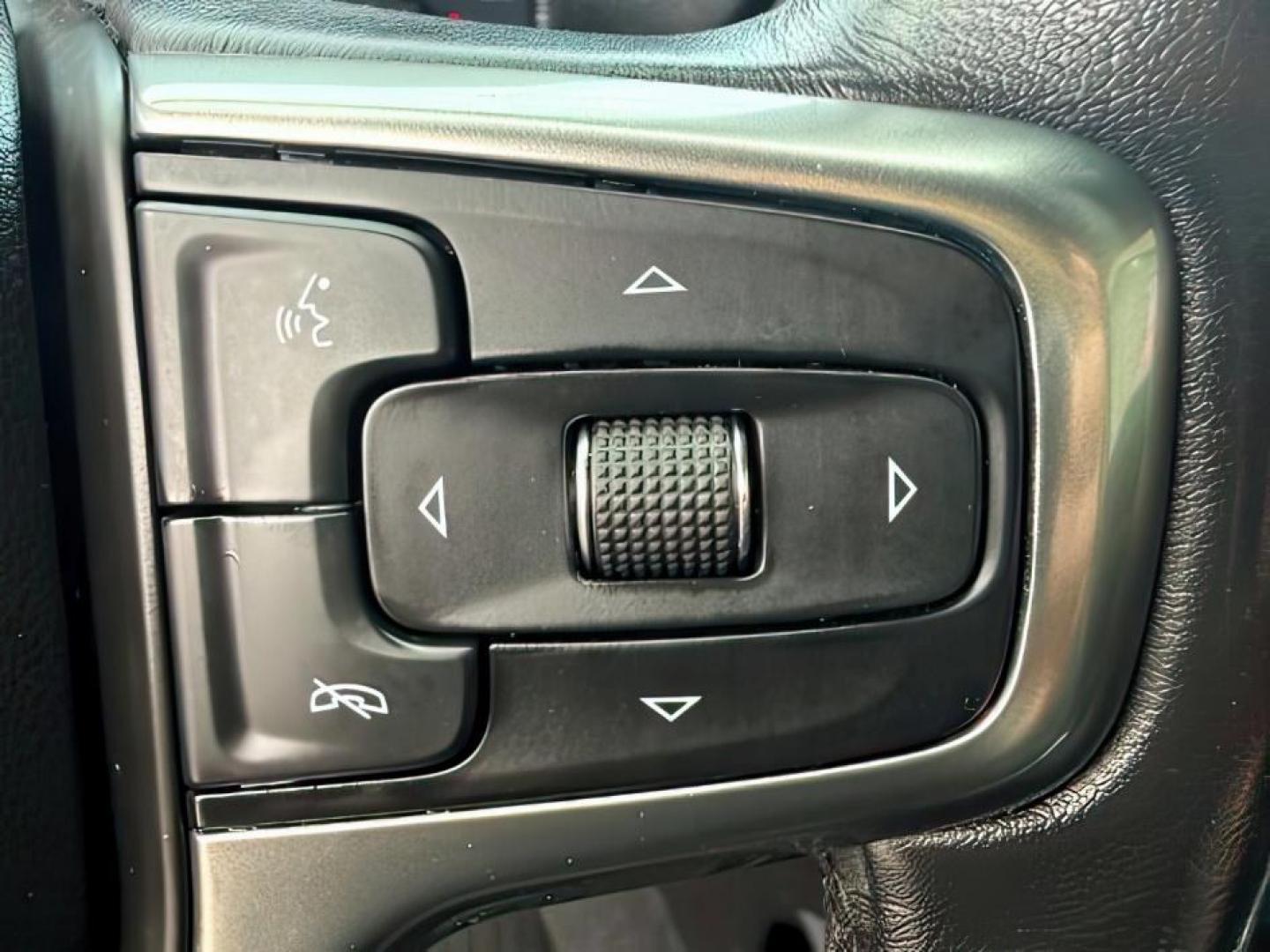 2021 RED /Jet Black Chevrolet Silverado 1500 (1GCUYEEDXMZ) with an EcoTec3 53L V-8 gasoline direct injection engine, Automatic transmission, located at 1175 N Woodruff Ave, Idaho Falls, ID, 83401, 43.506901, -111.999657 - Photo#20