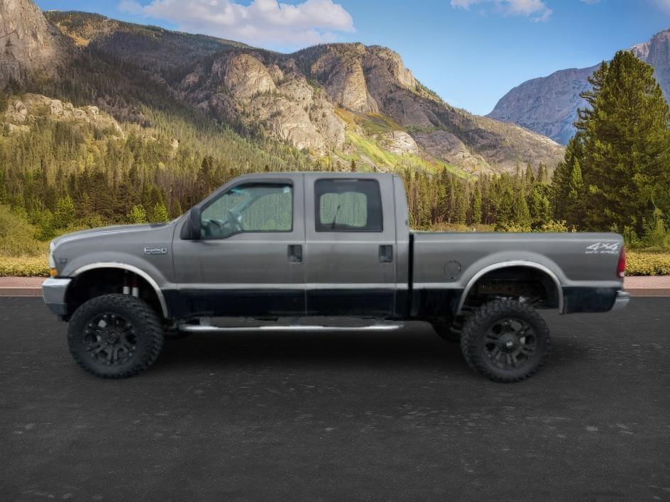 2002 GRAY /LEATHER Ford Super Duty F-250 XLT (1FTNW21S72E) with an V10 engine, AUTOMATIC transmission, located at 1235 N Woodruff Ave., Idaho Falls, 83401, (208) 523-1053, 43.507172, -112.000488 - At Timberline Auto, finding a great deal on your next vehicle is always easy! Our experienced sales staff goal is to help find you the right vehicle at the right price! Our knowledgeable finance department has options for almost any credit score. We offer extended service contract options to prot- Photo#0
