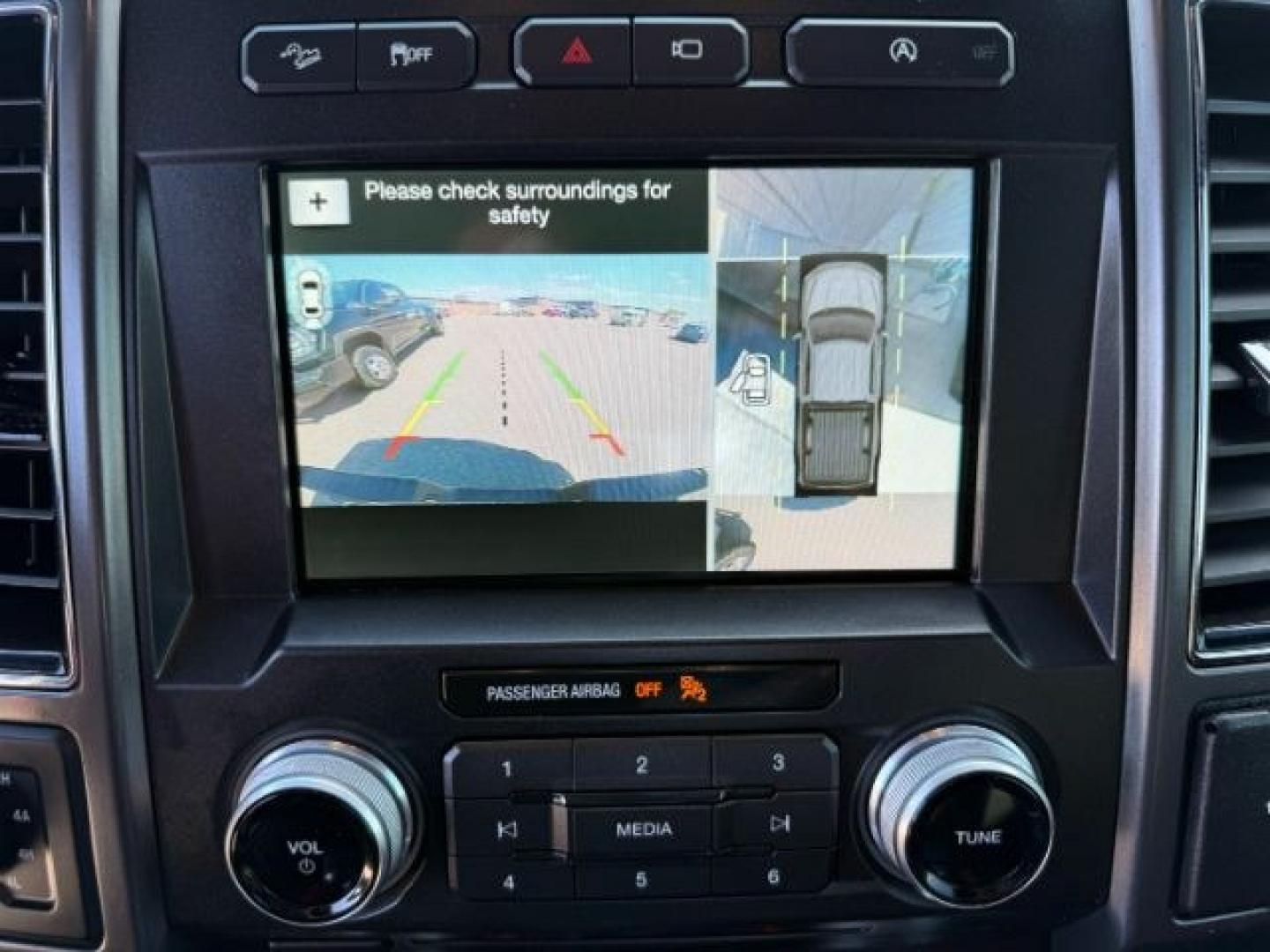 2018 GRAY /Black Ford F-150 (1FTEW1EG1JF) with an EcoBoost 35L V-6 portdirect injection engine, Automatic transmission, located at 1175 N Woodruff Ave, Idaho Falls, ID, 83401, 43.506901, -111.999657 - At Timberline Auto, finding a great deal on your next vehicle is always easy! Our experienced sales staff goal is to help find you the right vehicle at the right price! Our knowledgeable finance department has options for almost any credit score. We offer extended service contract options to prot - Photo#18