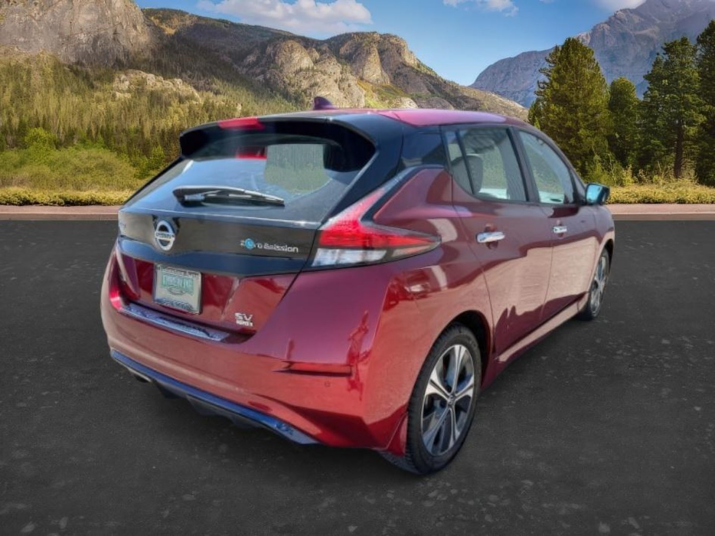 2022 RED /Black Nissan LEAF SV PLUS 62 kWh (1N4BZ1CV0NC) with an AC ELECTRIC MOTOR engine, AUTOMATIC transmission, located at 1235 N Woodruff Ave., Idaho Falls, 83401, (208) 523-1053, 43.507172, -112.000488 - At Timberline Auto, finding a great deal on your next vehicle is always easy! Our experienced sales staff goal is to help find you the right vehicle at the right price! Our knowledgeable finance department has options for almost any credit score. We offer extended service contract options to prot - Photo#7