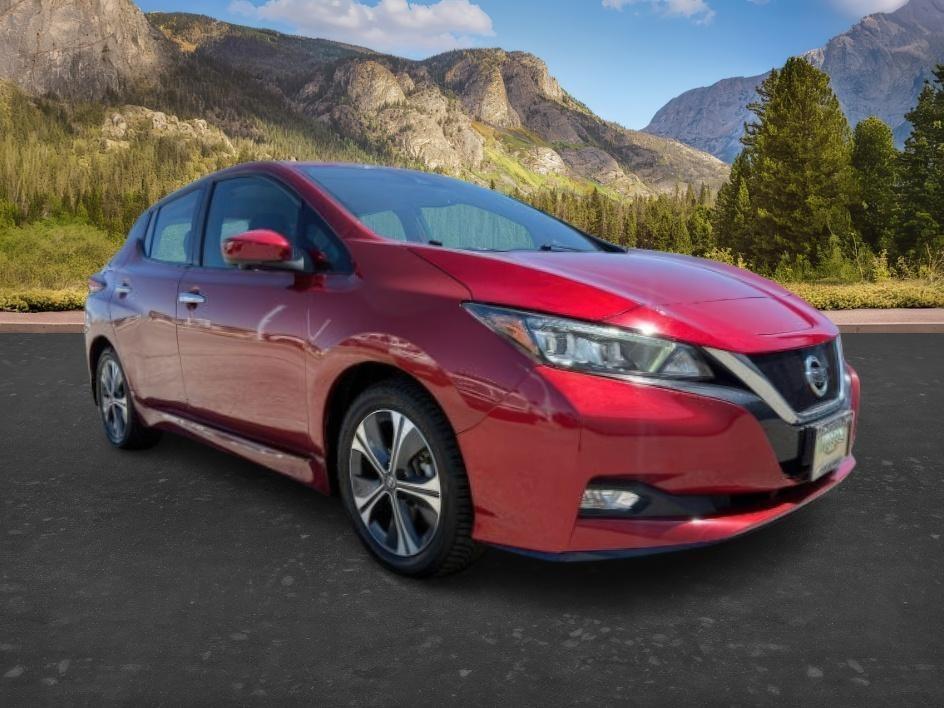 2022 RED /Black Nissan LEAF (1N4BZ1CV0NC) with an AC ELECTRIC MOTOR engine, Automatic transmission, located at 1175 N Woodruff Ave, Idaho Falls, ID, 83401, 43.506901, -111.999657 - At Timberline Auto, finding a great deal on your next vehicle is always easy! Our experienced sales staff goal is to help find you the right vehicle at the right price! Our knowledgeable finance department has options for almost any credit score. We offer extended service contract options to prot - Photo#9