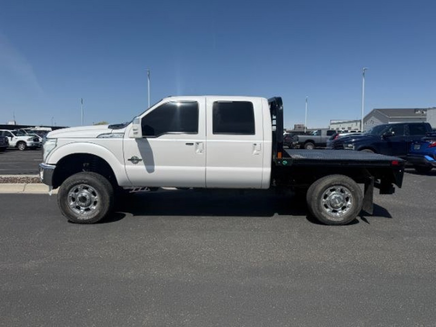 2011 WHITE /LEATHER Ford Super Duty F-350 SRW LARIAT (1FT8W3BT2BE) with an 6.7L engine, AUTOMATIC transmission, located at 1235 N Woodruff Ave., Idaho Falls, 83401, (208) 523-1053, 43.507172, -112.000488 - At Timberline Auto, finding a great deal on your next vehicle is always easy! Our experienced sales staff goal is to help find you the right vehicle at the right price! Our knowledgeable finance department has options for almost any credit score. We offer extended service contract options to prot - Photo#0