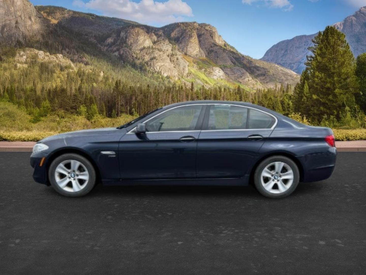 2012 BLUE /Black BMW 528i (WBAXH5C53CD) with an 2L I-4 gasoline direct injection engine, Automatic transmission, located at 1175 N Woodruff Ave, Idaho Falls, ID, 83401, 43.506901, -111.999657 - At Timberline Auto, finding a great deal on your next vehicle is always easy! Our experienced sales staff goal is to help find you the right vehicle at the right price! Our knowledgeable finance department has options for almost any credit score. We offer extended service contract options to prot - Photo#0