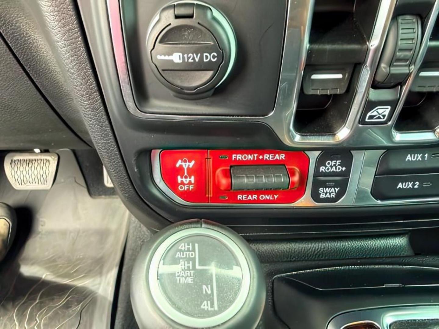 2023 PURPLE /Black Jeep Wrangler 4-Door Rubicon 392 4x4 (1C4JJXSJ6PW) with an HEMI 6.4L V-8 premium unleaded engine, AUTOMATIC transmission, located at 1235 N Woodruff Ave., Idaho Falls, 83401, (208) 523-1053, 43.507172, -112.000488 - At Timberline Auto, finding a great deal on your next vehicle is always easy! Our experienced sales staff goal is to help find you the right vehicle at the right price! Our knowledgeable finance department has options for almost any credit score. We offer extended service contract options to prot - Photo#19