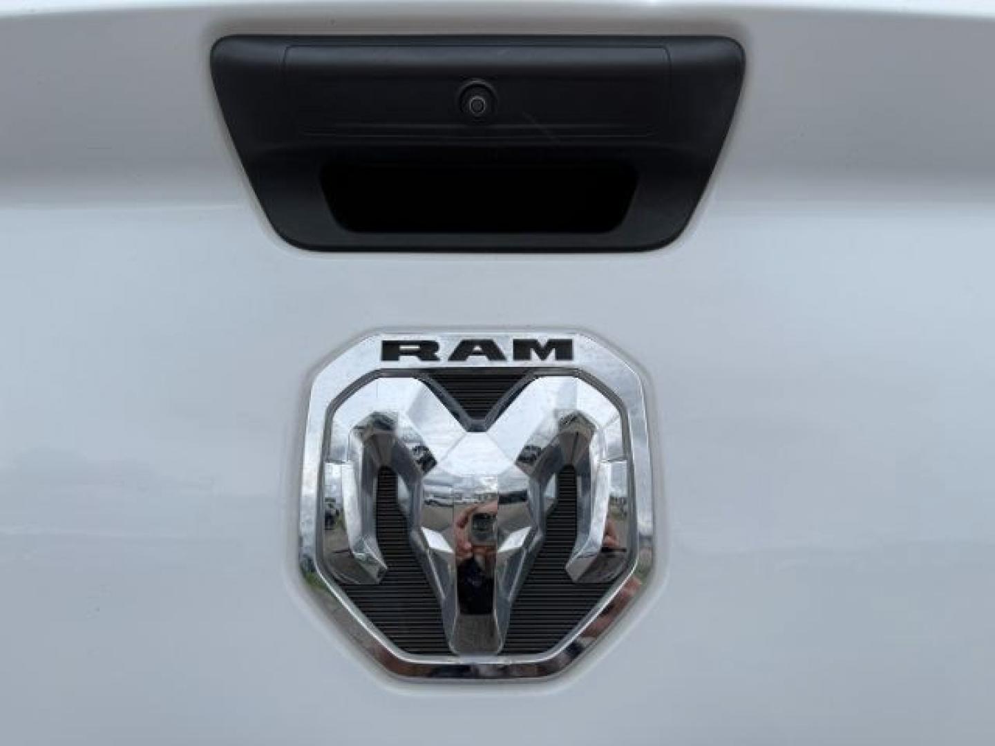 2020 WHITE /Diesel Gray/Black Ram 3500 Tradesman Regular Cab 4x4 8' Box (3C63R3AL1LG) with an Cummins High Output 6.7L I-6 diesel direct injecti engine, AUTOMATIC transmission, located at 1235 N Woodruff Ave., Idaho Falls, 83401, (208) 523-1053, 43.507172, -112.000488 - At Timberline Auto, finding a great deal on your next vehicle is always easy! Our experienced sales staff goal is to help find you the right vehicle at the right price! Our knowledgeable finance department has options for almost any credit score. We offer extended service contract options to prot - Photo#30