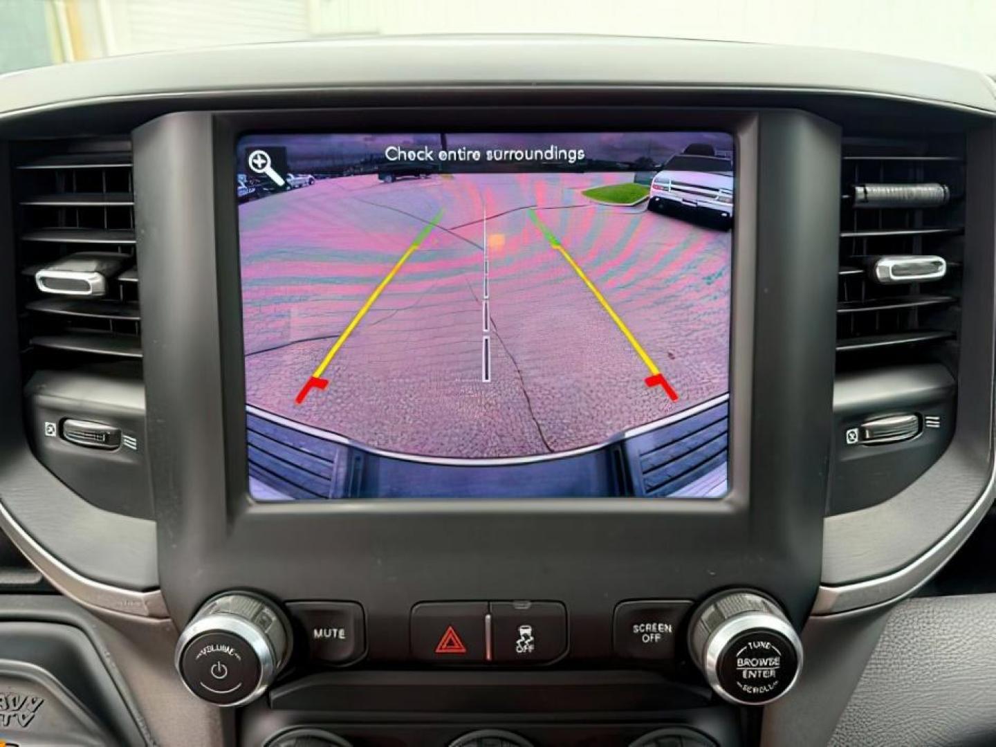 2020 WHITE /Diesel Gray/Black Ram 3500 Tradesman Regular Cab 4x4 8' Box (3C63R3AL1LG) with an Cummins High Output 6.7L I-6 diesel direct injecti engine, AUTOMATIC transmission, located at 1235 N Woodruff Ave., Idaho Falls, 83401, (208) 523-1053, 43.507172, -112.000488 - At Timberline Auto, finding a great deal on your next vehicle is always easy! Our experienced sales staff goal is to help find you the right vehicle at the right price! Our knowledgeable finance department has options for almost any credit score. We offer extended service contract options to prot - Photo#17