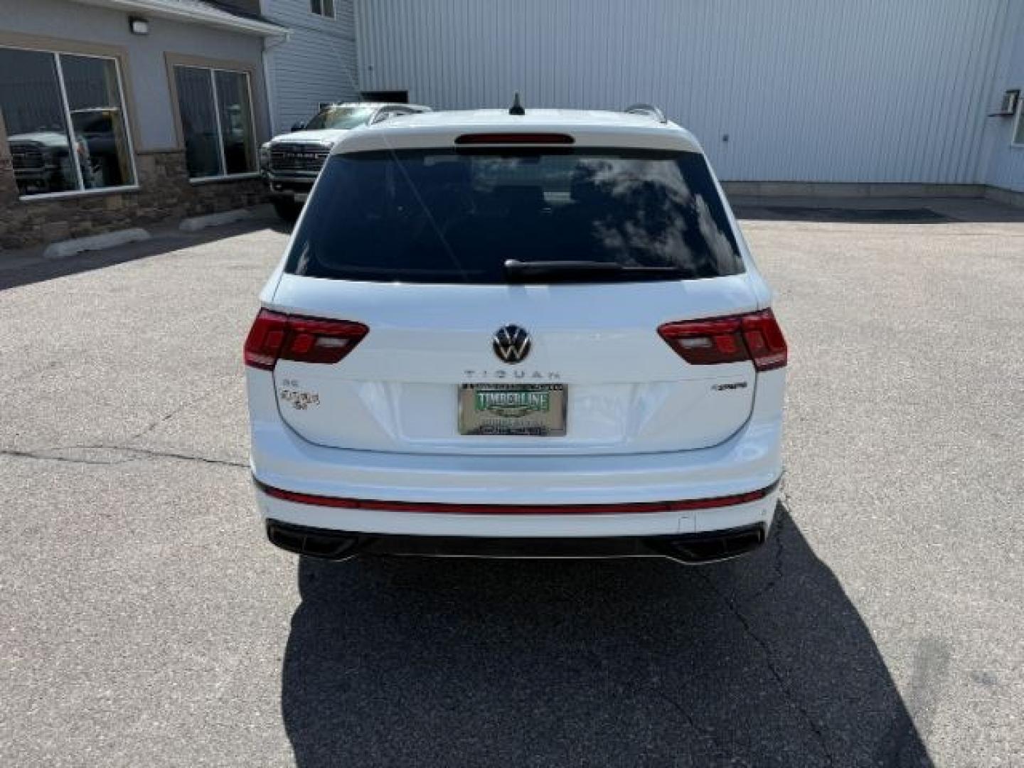 2022 WHITE /Titan Black Volkswagen Tiguan (3VV8B7AX0NM) with an 2L I-4 gasoline direct injection engine, Automatic transmission, located at 1175 N Woodruff Ave, Idaho Falls, ID, 83401, 43.506901, -111.999657 - At Timberline Auto, finding a great deal on your next vehicle is always easy! Our experienced sales staff goal is to help find you the right vehicle at the right price! Our knowledgeable finance department has options for almost any credit score. We offer extended service contract options to prot - Photo#34
