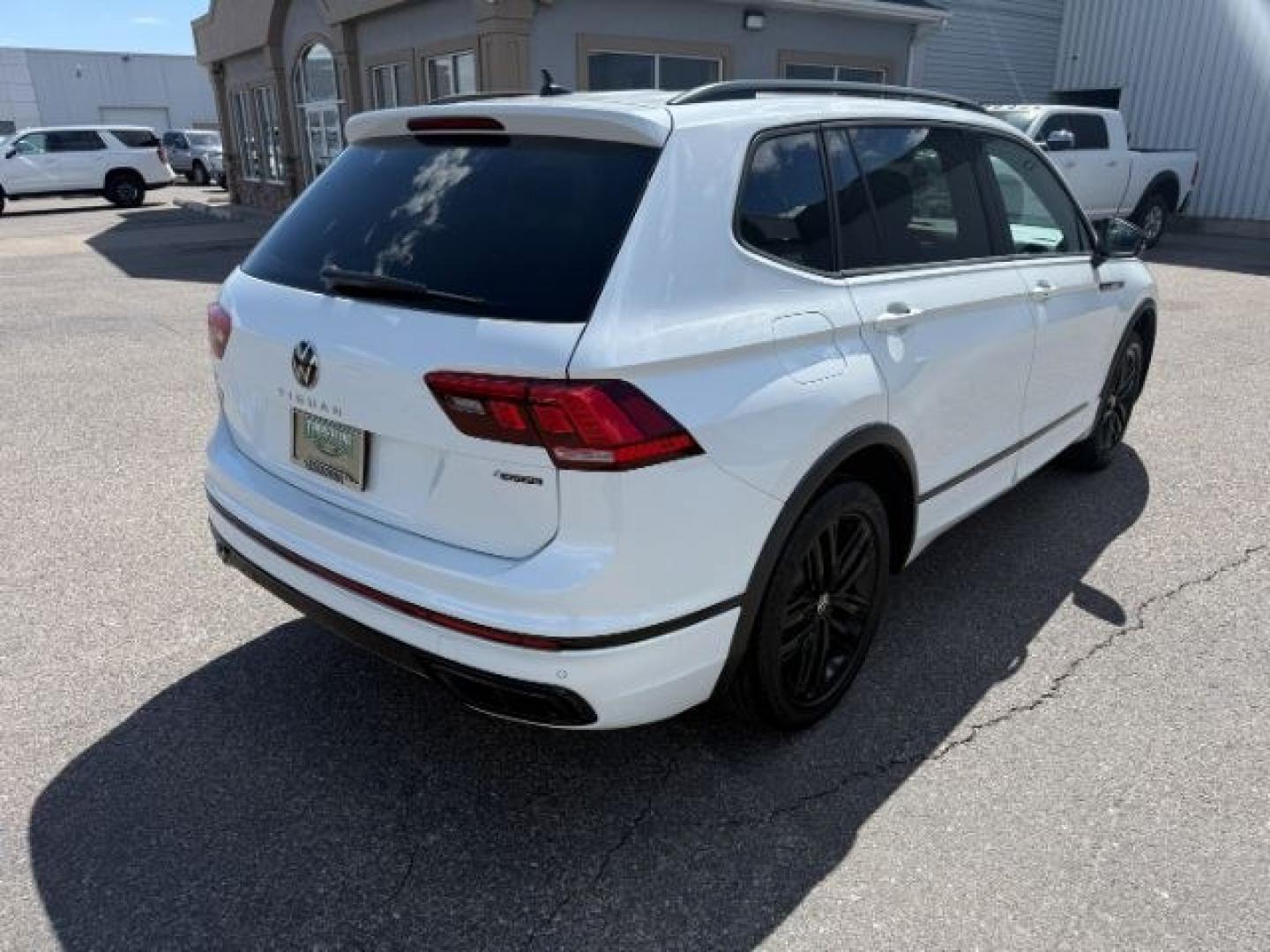 2022 WHITE /Titan Black Volkswagen Tiguan (3VV8B7AX0NM) with an 2L I-4 gasoline direct injection engine, Automatic transmission, located at 1175 N Woodruff Ave, Idaho Falls, ID, 83401, 43.506901, -111.999657 - At Timberline Auto, finding a great deal on your next vehicle is always easy! Our experienced sales staff goal is to help find you the right vehicle at the right price! Our knowledgeable finance department has options for almost any credit score. We offer extended service contract options to prot - Photo#39