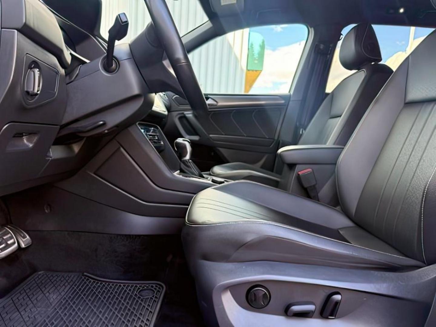 2022 WHITE /Titan Black Volkswagen Tiguan (3VV8B7AX0NM) with an 2L I-4 gasoline direct injection engine, Automatic transmission, located at 1175 N Woodruff Ave, Idaho Falls, ID, 83401, 43.506901, -111.999657 - At Timberline Auto, finding a great deal on your next vehicle is always easy! Our experienced sales staff goal is to help find you the right vehicle at the right price! Our knowledgeable finance department has options for almost any credit score. We offer extended service contract options to prot - Photo#14
