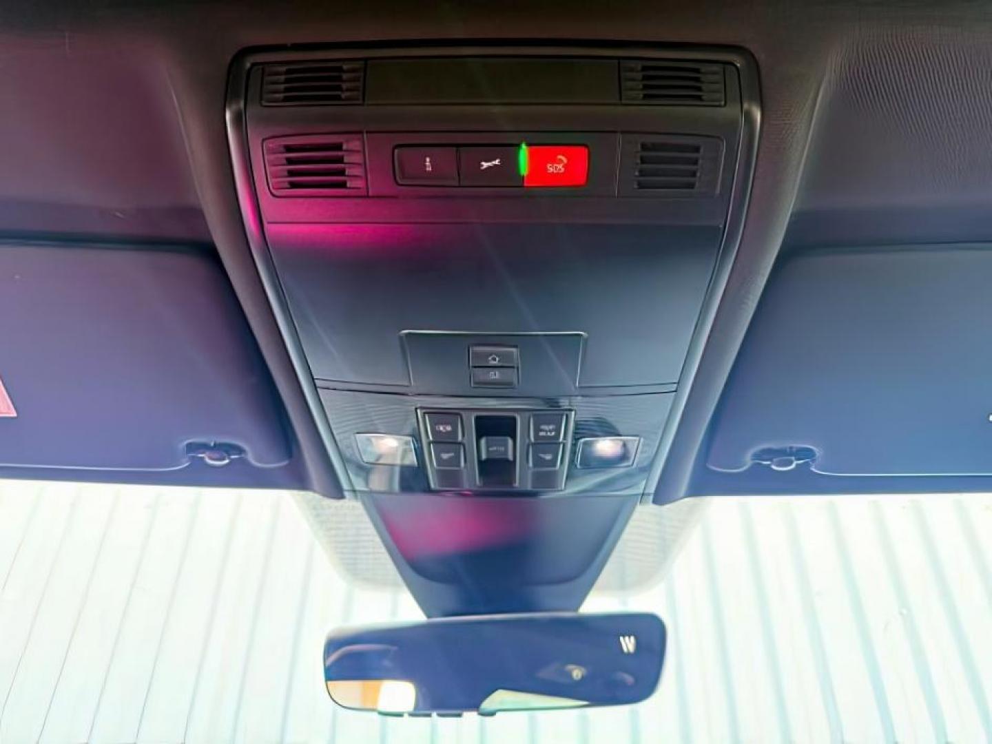 2022 WHITE /Titan Black Volkswagen Tiguan (3VV8B7AX0NM) with an 2L I-4 gasoline direct injection engine, Automatic transmission, located at 1175 N Woodruff Ave, Idaho Falls, ID, 83401, 43.506901, -111.999657 - At Timberline Auto, finding a great deal on your next vehicle is always easy! Our experienced sales staff goal is to help find you the right vehicle at the right price! Our knowledgeable finance department has options for almost any credit score. We offer extended service contract options to prot - Photo#22