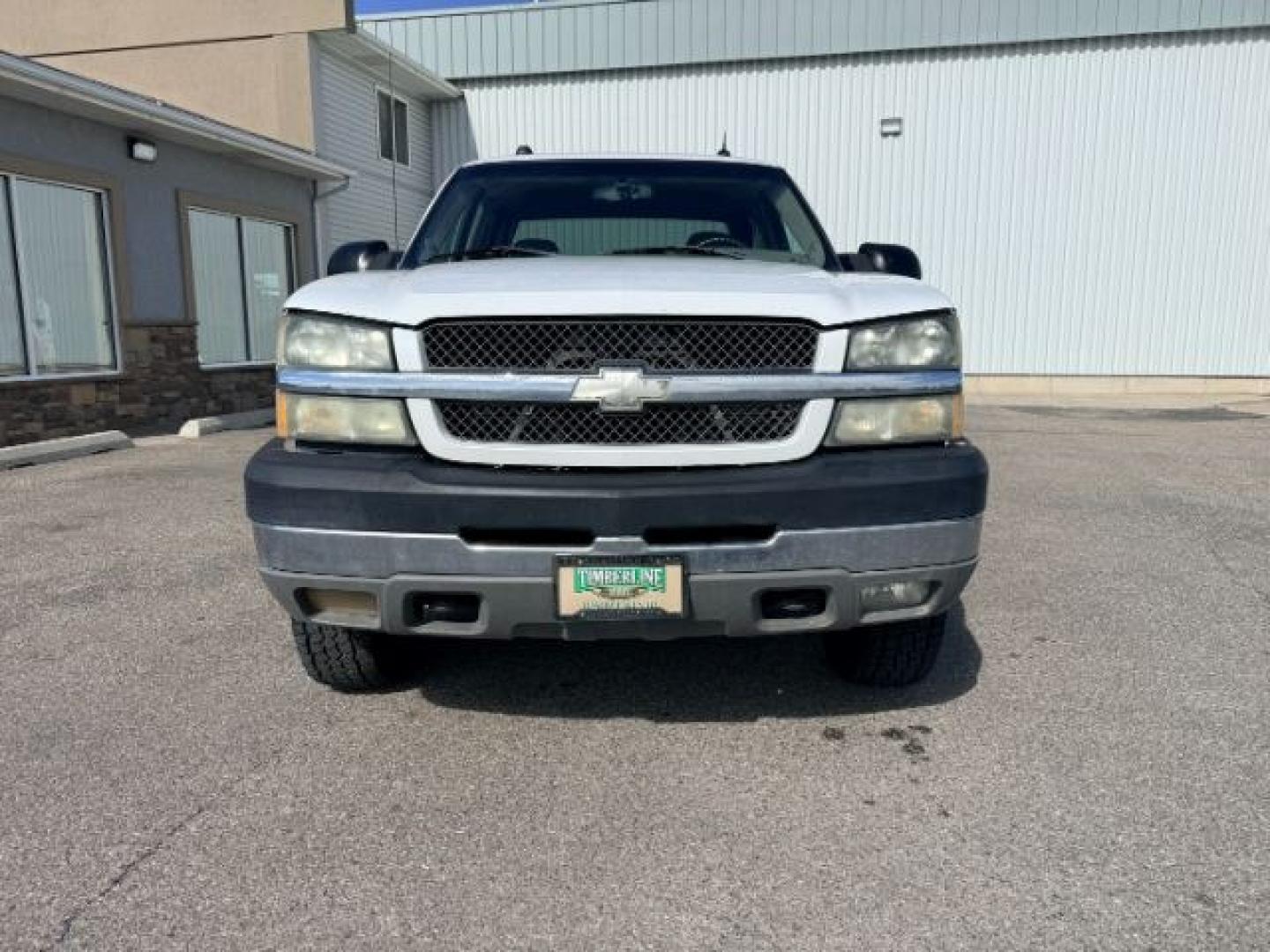 2004 WHITE /Medium Gray Chevrolet Silverado 2500HD (1GCHK23284F) with an Duramax 66L V-8 diesel direct injection engine, Automatic transmission, located at 1175 N Woodruff Ave, Idaho Falls, ID, 83401, 43.506901, -111.999657 - At Timberline Auto, finding a great deal on your next vehicle is always easy! Our experienced sales staff goal is to help find you the right vehicle at the right price! Our knowledgeable finance department has options for almost any credit score. We offer extended service contract options to prot- Photo#33