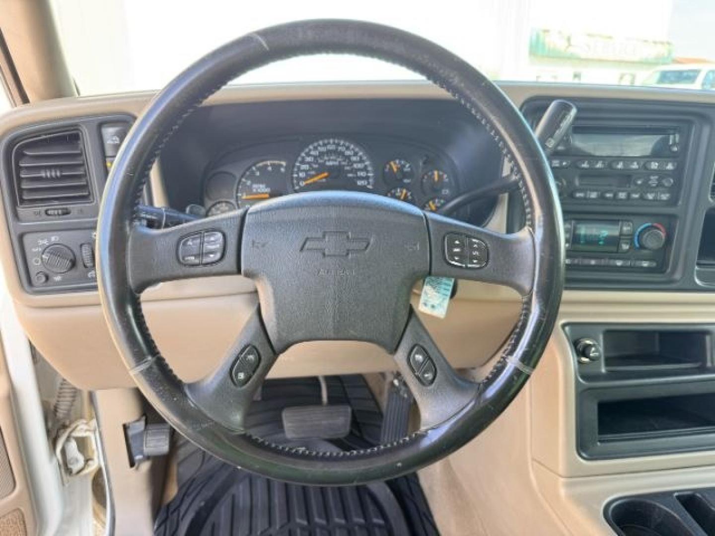 2004 WHITE /Medium Gray Chevrolet Silverado 2500HD (1GCHK23284F) with an Duramax 66L V-8 diesel direct injection engine, Automatic transmission, located at 1175 N Woodruff Ave, Idaho Falls, ID, 83401, 43.506901, -111.999657 - At Timberline Auto, finding a great deal on your next vehicle is always easy! Our experienced sales staff goal is to help find you the right vehicle at the right price! Our knowledgeable finance department has options for almost any credit score. We offer extended service contract options to prot- Photo#39