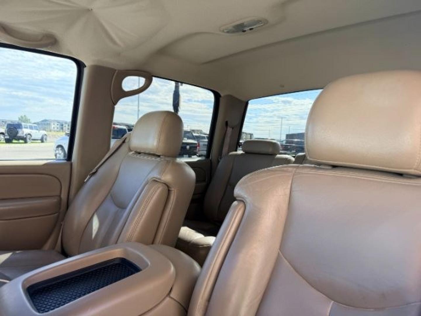 2004 WHITE /Medium Gray Chevrolet Silverado 2500HD (1GCHK23284F) with an Duramax 66L V-8 diesel direct injection engine, Automatic transmission, located at 1175 N Woodruff Ave, Idaho Falls, ID, 83401, 43.506901, -111.999657 - At Timberline Auto, finding a great deal on your next vehicle is always easy! Our experienced sales staff goal is to help find you the right vehicle at the right price! Our knowledgeable finance department has options for almost any credit score. We offer extended service contract options to prot- Photo#45