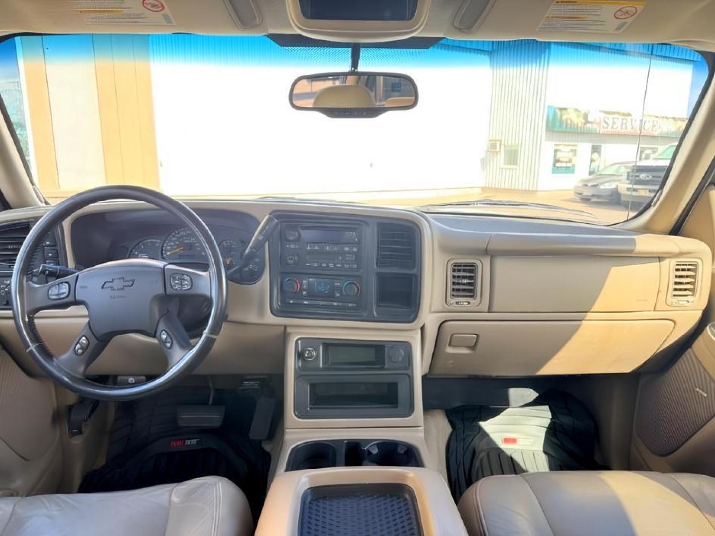 2004 WHITE /Medium Gray Chevrolet Silverado 2500HD (1GCHK23284F) with an Duramax 66L V-8 diesel direct injection engine, Automatic transmission, located at 1175 N Woodruff Ave, Idaho Falls, ID, 83401, 43.506901, -111.999657 - At Timberline Auto, finding a great deal on your next vehicle is always easy! Our experienced sales staff goal is to help find you the right vehicle at the right price! Our knowledgeable finance department has options for almost any credit score. We offer extended service contract options to prot- Photo#22