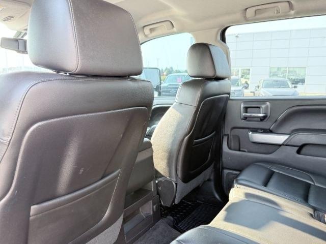 2015 SILVER /Dark Ash/Jet Black Chevrolet Silverado 3500HD (1GC4KZC85FF) with an 66L V8 16V OHV TURBO DIESEL engine, Automatic transmission, located at 1175 N Woodruff Ave, Idaho Falls, ID, 83401, 43.506901, -111.999657 - At Timberline Auto, finding a great deal on your next vehicle is always easy! Our experienced sales staff goal is to help find you the right vehicle at the right price! Our knowledgeable finance department has options for almost any credit score. We offer extended service contract options to prot- Photo#56