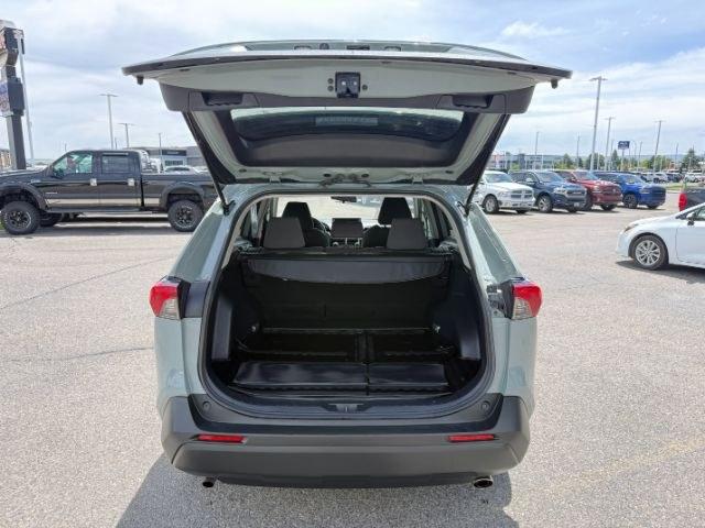 2021 GRAY /Black Toyota RAV4 (2T3P1RFV9MW) with an Dynamic Force 25L I-4 portdirect injection engine, Automatic transmission, located at 1175 N Woodruff Ave, Idaho Falls, ID, 83401, 43.506901, -111.999657 - At Timberline Auto, finding a great deal on your next vehicle is always easy! Our experienced sales staff goal is to help find you the right vehicle at the right price! Our knowledgeable finance department has options for almost any credit score. We offer extended service contract options to prot - Photo#33