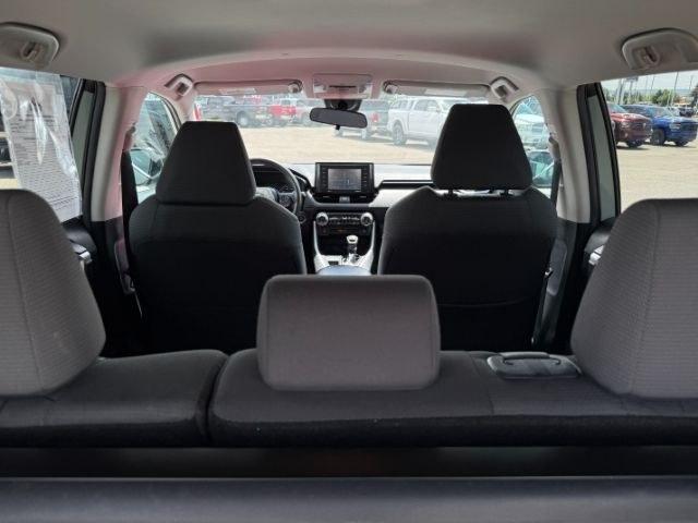 2021 GRAY /Black Toyota RAV4 (2T3P1RFV9MW) with an Dynamic Force 25L I-4 portdirect injection engine, Automatic transmission, located at 1175 N Woodruff Ave, Idaho Falls, ID, 83401, 43.506901, -111.999657 - At Timberline Auto, finding a great deal on your next vehicle is always easy! Our experienced sales staff goal is to help find you the right vehicle at the right price! Our knowledgeable finance department has options for almost any credit score. We offer extended service contract options to prot - Photo#34