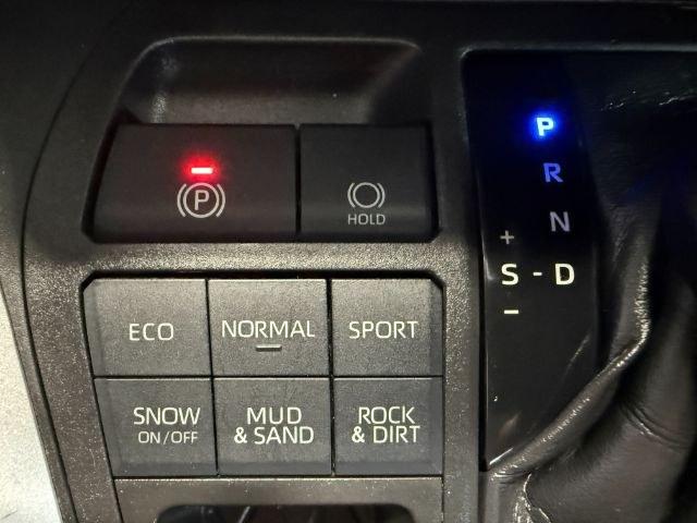 2021 GRAY /Black Toyota RAV4 (2T3P1RFV9MW) with an Dynamic Force 25L I-4 portdirect injection engine, Automatic transmission, located at 1175 N Woodruff Ave, Idaho Falls, ID, 83401, 43.506901, -111.999657 - At Timberline Auto, finding a great deal on your next vehicle is always easy! Our experienced sales staff goal is to help find you the right vehicle at the right price! Our knowledgeable finance department has options for almost any credit score. We offer extended service contract options to prot - Photo#47