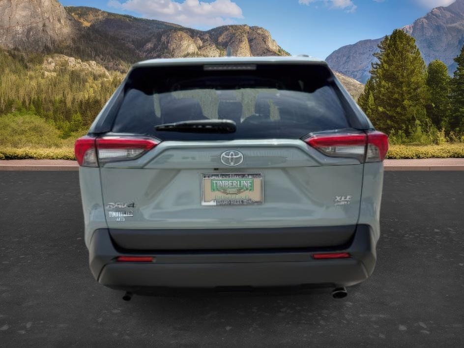 2021 GRAY /Black Toyota RAV4 (2T3P1RFV9MW) with an Dynamic Force 25L I-4 portdirect injection engine, Automatic transmission, located at 1175 N Woodruff Ave, Idaho Falls, ID, 83401, 43.506901, -111.999657 - At Timberline Auto, finding a great deal on your next vehicle is always easy! Our experienced sales staff goal is to help find you the right vehicle at the right price! Our knowledgeable finance department has options for almost any credit score. We offer extended service contract options to prot - Photo#3