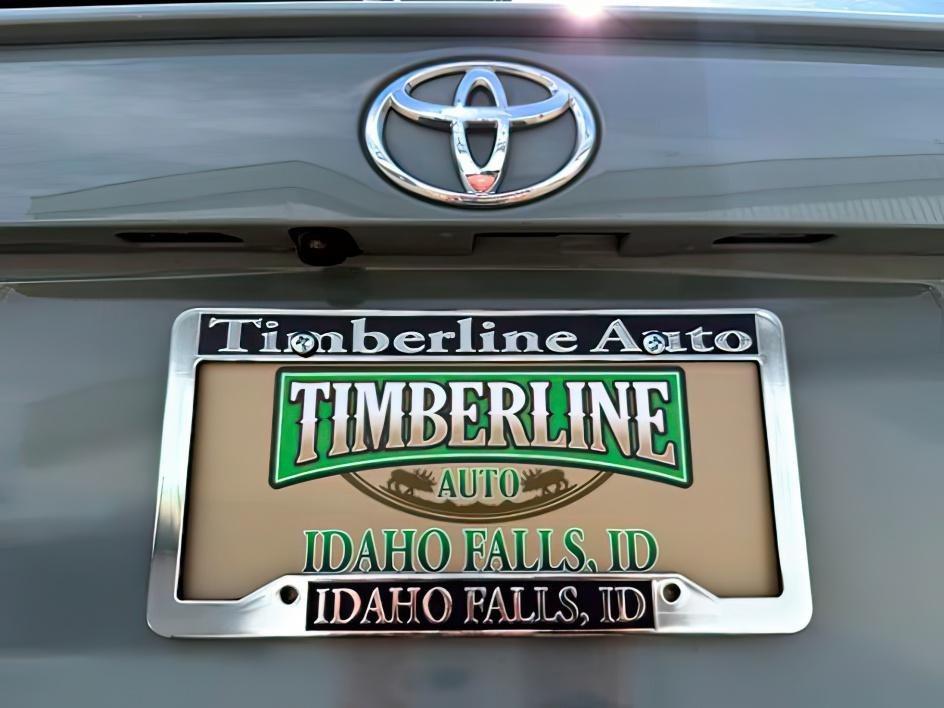 2021 GRAY /Black Toyota RAV4 (2T3P1RFV9MW) with an Dynamic Force 25L I-4 portdirect injection engine, Automatic transmission, located at 1175 N Woodruff Ave, Idaho Falls, ID, 83401, 43.506901, -111.999657 - At Timberline Auto, finding a great deal on your next vehicle is always easy! Our experienced sales staff goal is to help find you the right vehicle at the right price! Our knowledgeable finance department has options for almost any credit score. We offer extended service contract options to prot - Photo#4