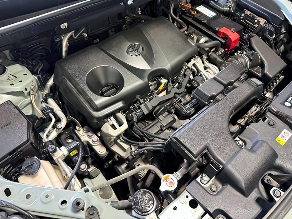 2021 GRAY /Black Toyota RAV4 (2T3P1RFV9MW) with an Dynamic Force 25L I-4 portdirect injection engine, Automatic transmission, located at 1175 N Woodruff Ave, Idaho Falls, ID, 83401, 43.506901, -111.999657 - At Timberline Auto, finding a great deal on your next vehicle is always easy! Our experienced sales staff goal is to help find you the right vehicle at the right price! Our knowledgeable finance department has options for almost any credit score. We offer extended service contract options to prot - Photo#27