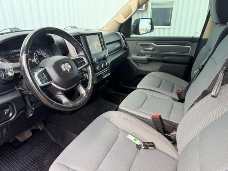 2020 Diamond Black Crystal Pearlcoat /Diesel Gray/Black Ram 1500 Big Horn (1C6SRFMM1LN) with an V6, 3.0L engine, 8-speed automatic transmission, located at 1175 N Woodruff Ave, Idaho Falls, ID, 83401, 43.506901, -111.999657 - <b>Vehicle Details</b><br>Versatility, capability, and comfort come together in this pre-owned 2020 Ram 1500 Big Horn Crew Cab 4x4 with the 6'4" Box, now available in Idaho Falls, ID. Powered by a 3.0L V6 Diesel engine and equipped with 4WD, this Ram is built to handle daily driving, weekend towing,- Photo#13