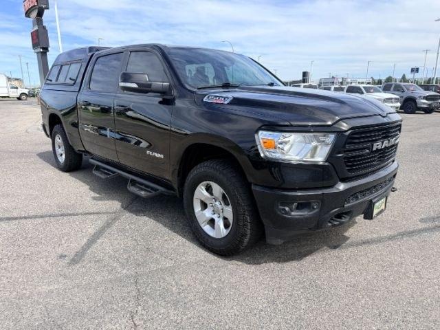 2020 BLACK /Diesel Gray/Black Ram 1500 Big Horn Crew Cab 4x4 6'4 Box (1C6SRFMM1LN) with an EcoDiesel 3L V-6 diesel direct injection engine, AUTOMATIC transmission, located at 1235 N Woodruff Ave., Idaho Falls, 83401, (208) 523-1053, 43.507172, -112.000488- Photo#37