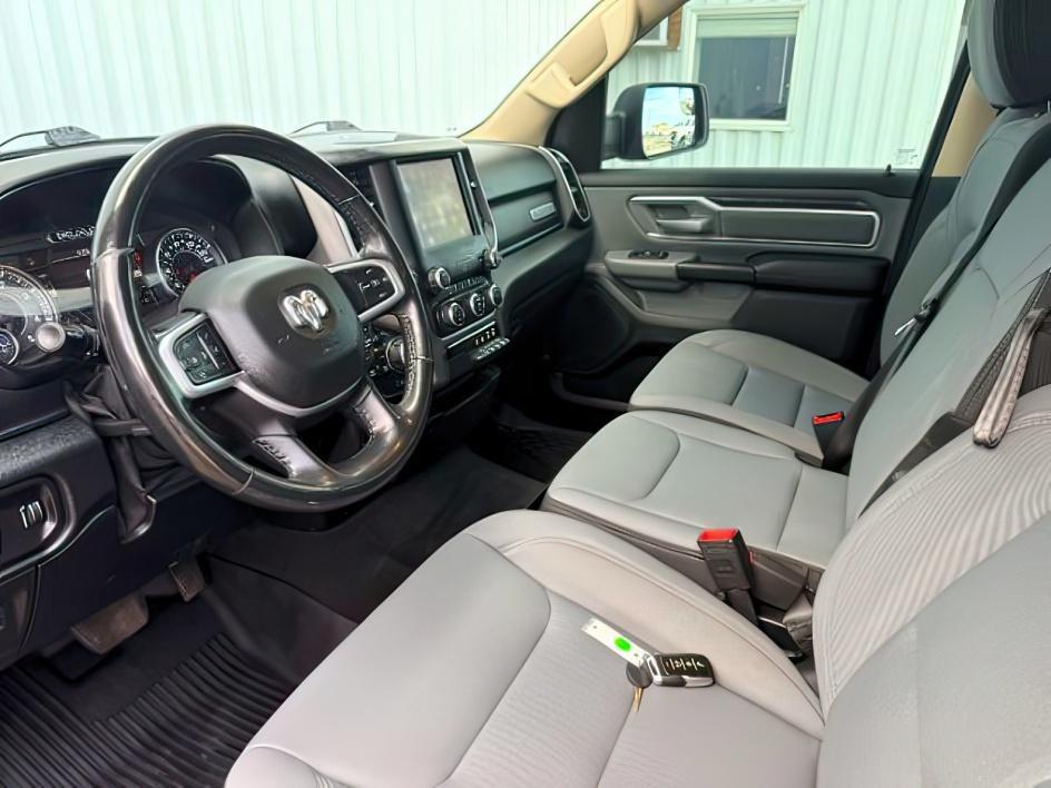2020 BLACK /Diesel Gray/Black Ram 1500 Big Horn Crew Cab 4x4 6'4 Box (1C6SRFMM1LN) with an EcoDiesel 3L V-6 diesel direct injection engine, AUTOMATIC transmission, located at 1235 N Woodruff Ave., Idaho Falls, 83401, (208) 523-1053, 43.507172, -112.000488- Photo#13