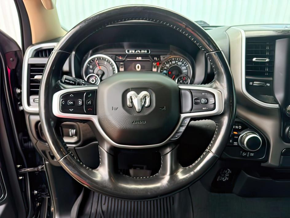 2020 BLACK /Diesel Gray/Black Ram 1500 Big Horn Crew Cab 4x4 6'4 Box (1C6SRFMM1LN) with an EcoDiesel 3L V-6 diesel direct injection engine, AUTOMATIC transmission, located at 1235 N Woodruff Ave., Idaho Falls, 83401, (208) 523-1053, 43.507172, -112.000488- Photo#14
